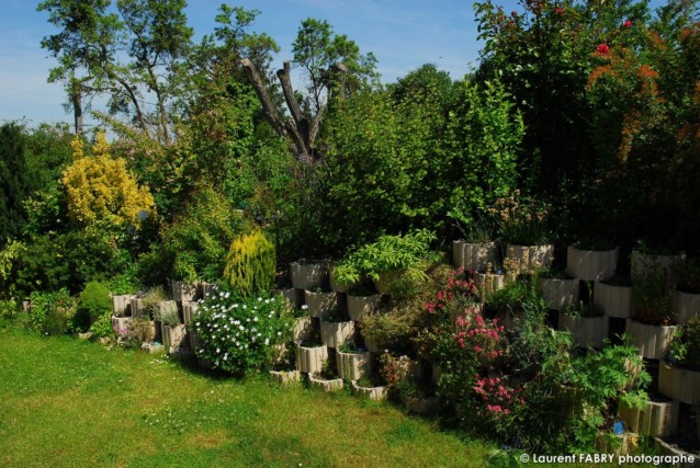 Photographe architecte paysagiste : un talus de jardin aménagé par le paysagiste