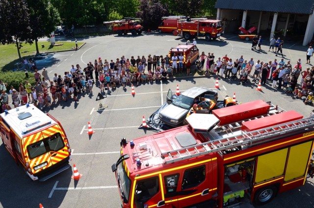 Photographe événementiel sur une journée portes ouvertes dans un centre de secours