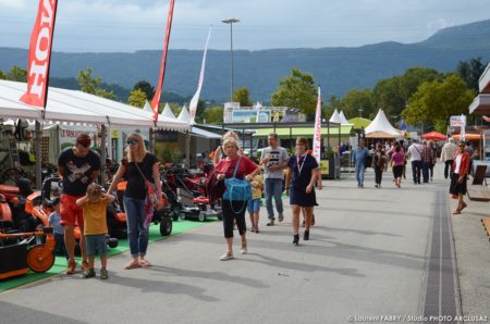 photographe événementiel : allées extérieures de la Foire de Savoie