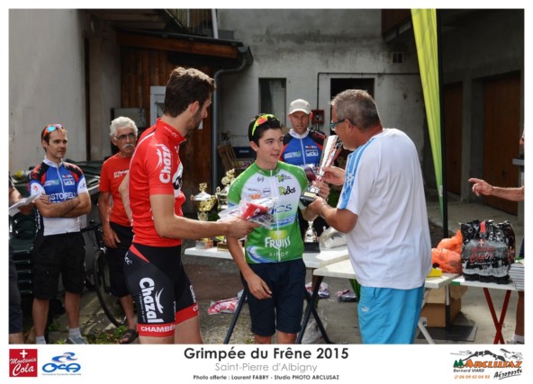 Photographe cyclisme en Combe de Savoie : remise des prix à la grimpée du Frêne, Saint-Pierre d'Albigny