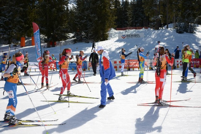 Photographe de ski nordique en Savoie : ligne de départ d'une course de biathlon