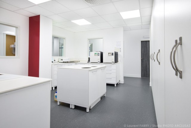 Photographe de décoration médicale dans le domaine de la santé pour un cabinet dentaire dans le 73