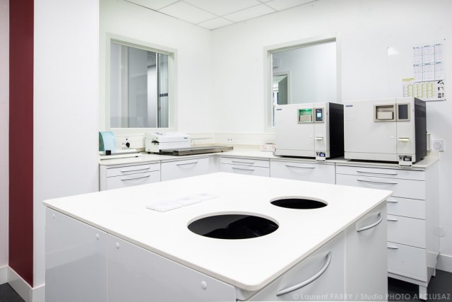 Photographe de décoration médicale dans le domaine de la santé pour un cabinet dentaire (orthodontie)
