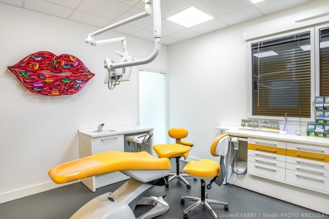 Photographe de décoration dans le domaine de la santé pour un établissement de santé bucodentaire