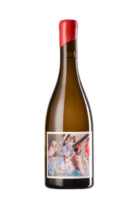 bouteille de vin de Savoie photographiée en studio sur fond blanc