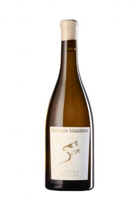 bouteille de vin de Savoie (Chignin Bergeron) photographiée en studio sur fond blanc