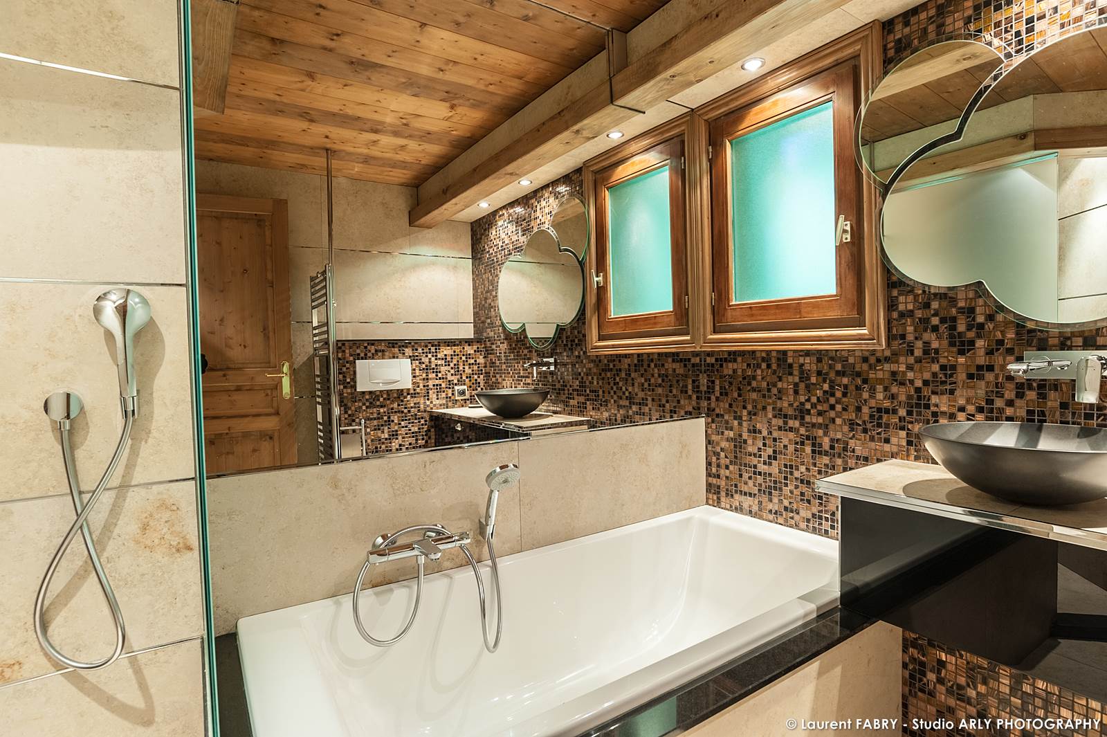 Photographe chalets de montagne à Méribel (3 Vallées) : salle de bain