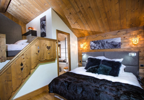 photographe chalets de montagne dans les 3 vallées une chambre double avec mezzanine