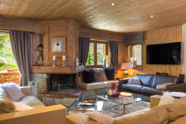 salon dans un chalet de montagne des 3 vallées