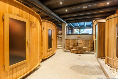 Hotel photographer in Megève : Les spas proposés dans des chalets 5 étoiles à Megève (les Fermes de Marie,)