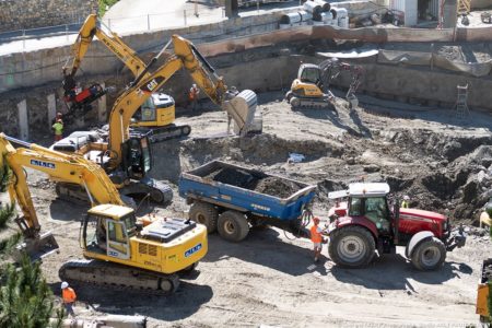 Photographe de chantier dans une station des 3 Vallées : le projet l'Hévana, de Pierre & Vacances, route du centre à Méribel