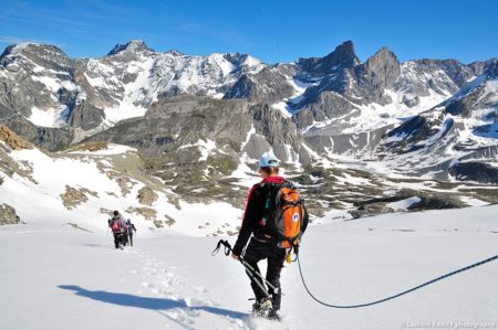 Photographe Outdoor Dans Les Alpes : La Cordée Redescend De La Pointe De La Réchasse