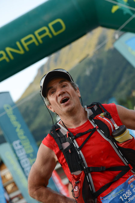 Photographe de trail running en Suisse : émotion à l'arrivée