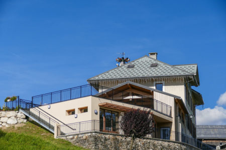Photographe architecture en Savoie pour une collectivité : extension d'une école
