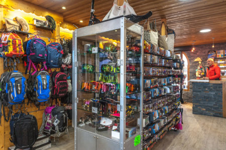 Photographe immobilier et commerces dans les Alpes (73) : articles en rayon