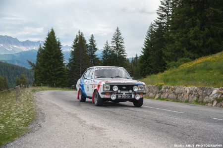Reportage photo professionnel rallye automobile dans les Alpes