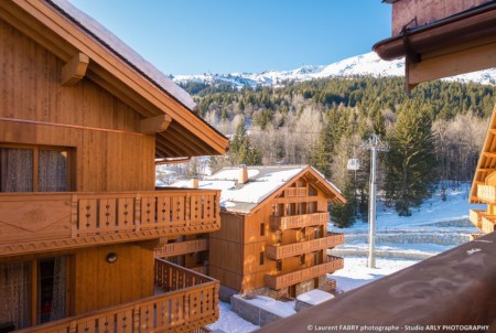 Plusieurs Chalets Composent La Toute Nouvelle Résidence L'Hévana, à Méribel