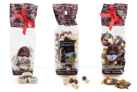 Photographe Packshot Produits Alimentaires : 3 Sachets Chocolats