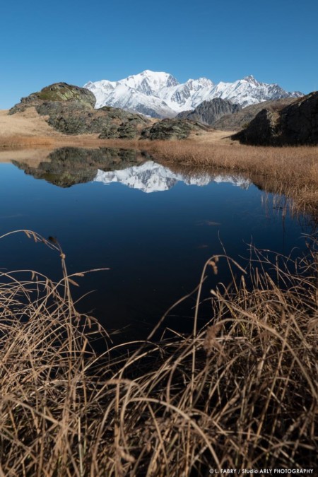 Photographe Paysage Du Beaufortain : Le Mont Blanc Se Reflète Dans Un Petit Lac