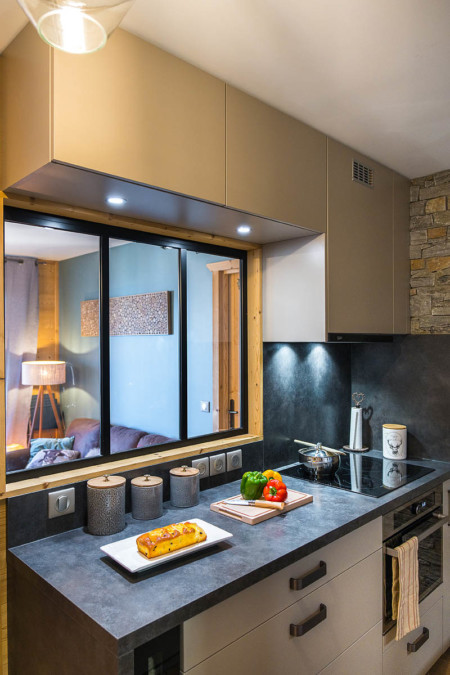 appartement à louer en Maurienne : la cuisine