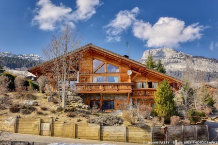 Chalet à vendre au Grand Bornand : vue extérieure