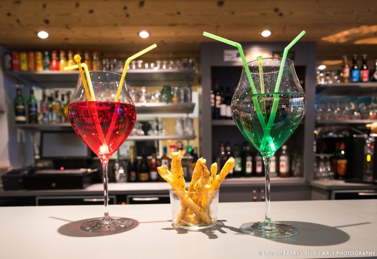 cocktail sur le bar d'un hôtel de Maurienne (Valloire, Savoie)