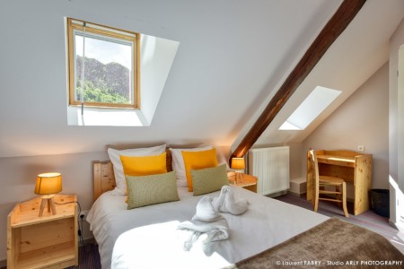 Chambre Mansardée, Hôtel Les Essarts, Maurienne