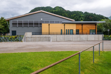Photographe architecture à Thônes : Gymnase Thônes (74), construction MATHIS