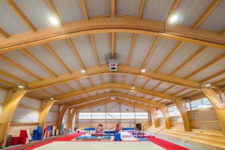 Photographe architecture à Thônes : Gymnase Thônes (74), construction MATHIS