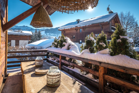 Photographe chalet à Megève : La terrasse d'un chalet de prestige