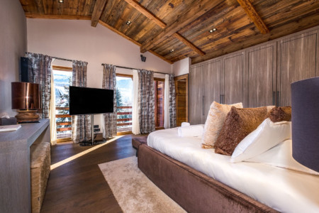 Photographe chalet à Megève : la master bedroom