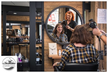 portrait d'une coiffeuse et son apprentie en Auvergne Rhône Alpes
