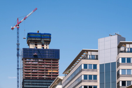 Photographe De Chantier à Lyon : La Nouvelle Tour La To-Lyon Et Sa Grue