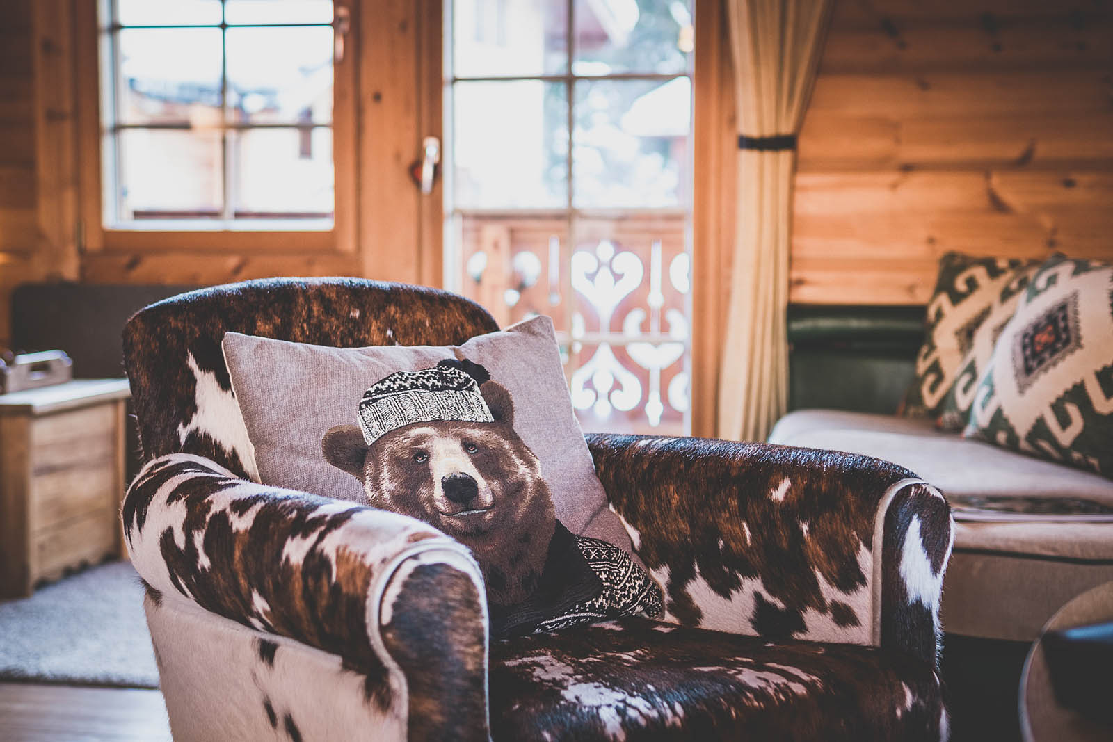 Photographe immobilier dans un chalet à Courchevel : détail mobilier