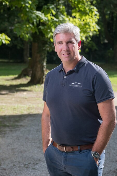 Portait d'un membre du CODIR de la société La Rochette Cartonboard, à la Rochette (73), photographe portrait corporate basé en Savoie