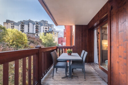 Balcon d'un appartement disponible à la location à Tignes