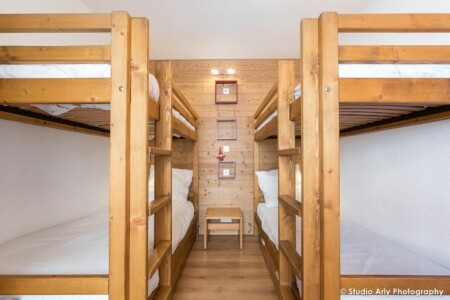 Chambre dortoir dans un appartement dans la résidence Olympic, Val Thorens