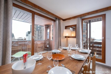 Salle à manger d'un appartement de la résidence Valset, Val Thorens