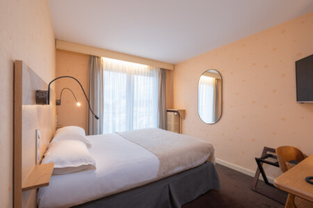 Photographe d'hôtel dans l'Ain, le Logis de Brou : chambre double