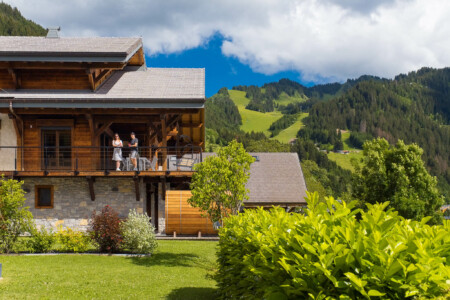Photographe Chalets De Luxe En Haute Savoie : Les Chalets Bovard, Terrasse Et Sauna Extérieur