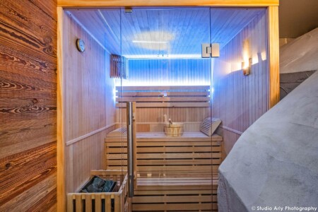 Photographe chalet de luxe dans les Alpes : le sauna