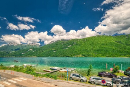 Photographe immobilier au lac d'Annecy : vue vers le lac