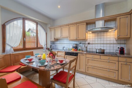 Photographe immobilier au lac d'Annecy : la cuisine