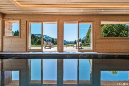 Chalet de luxe dans le Val d'Arly : la piscine