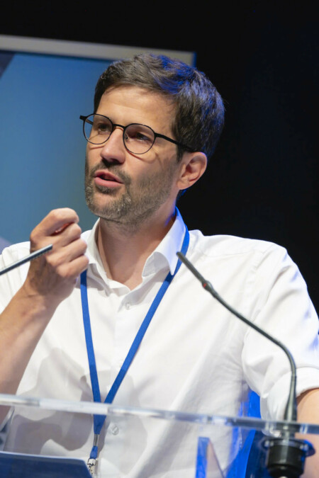 reportage photo sur un colloque scientifique : échanges autour du CFBR à Aix-les-bains, centre des congrès