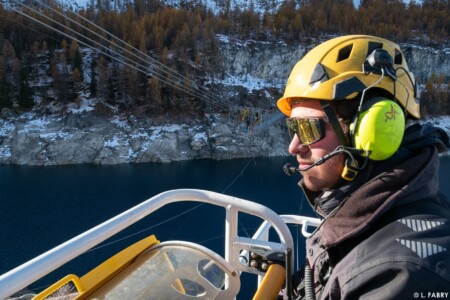 Reportage chantier de montagne : passerelle himalayenne au-dessus du lac du Chevril, Tignes (73)
