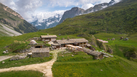 Le refuge du Roc, sentinelle du vallon de Chavières,, un secteur incontournable en Vanoise