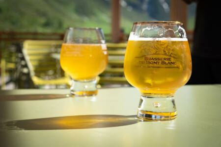 L'incontournable bière du Mont Blanc, servie au refuge du Roc