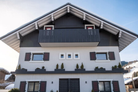 Chalet ultra-moderne à Megève : la façade